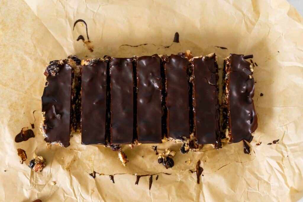 Homemade High-Protein “Kind-Style” Energy Bars