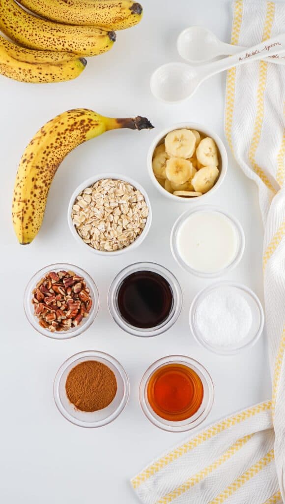 Banana Nut Bread Overnight Oats ingredients