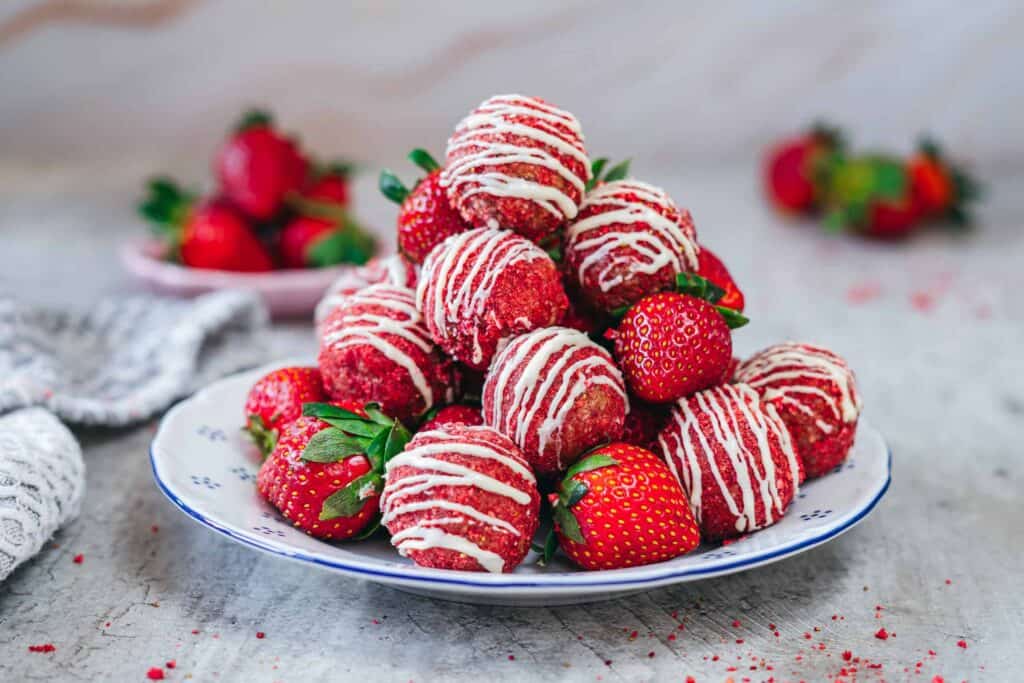 Strawberry Shortcake Energy Bites in a plate